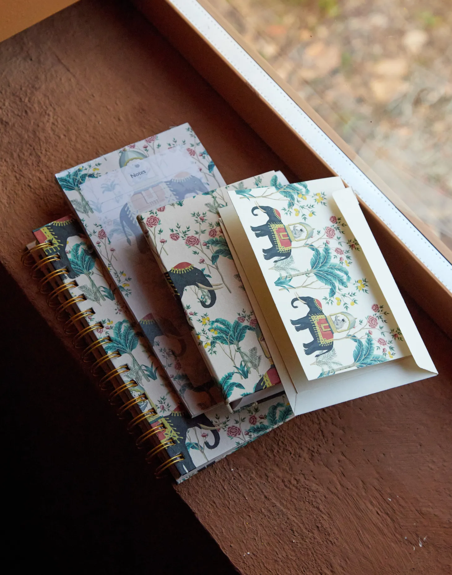 Libreta Espiral Forrada Elephant